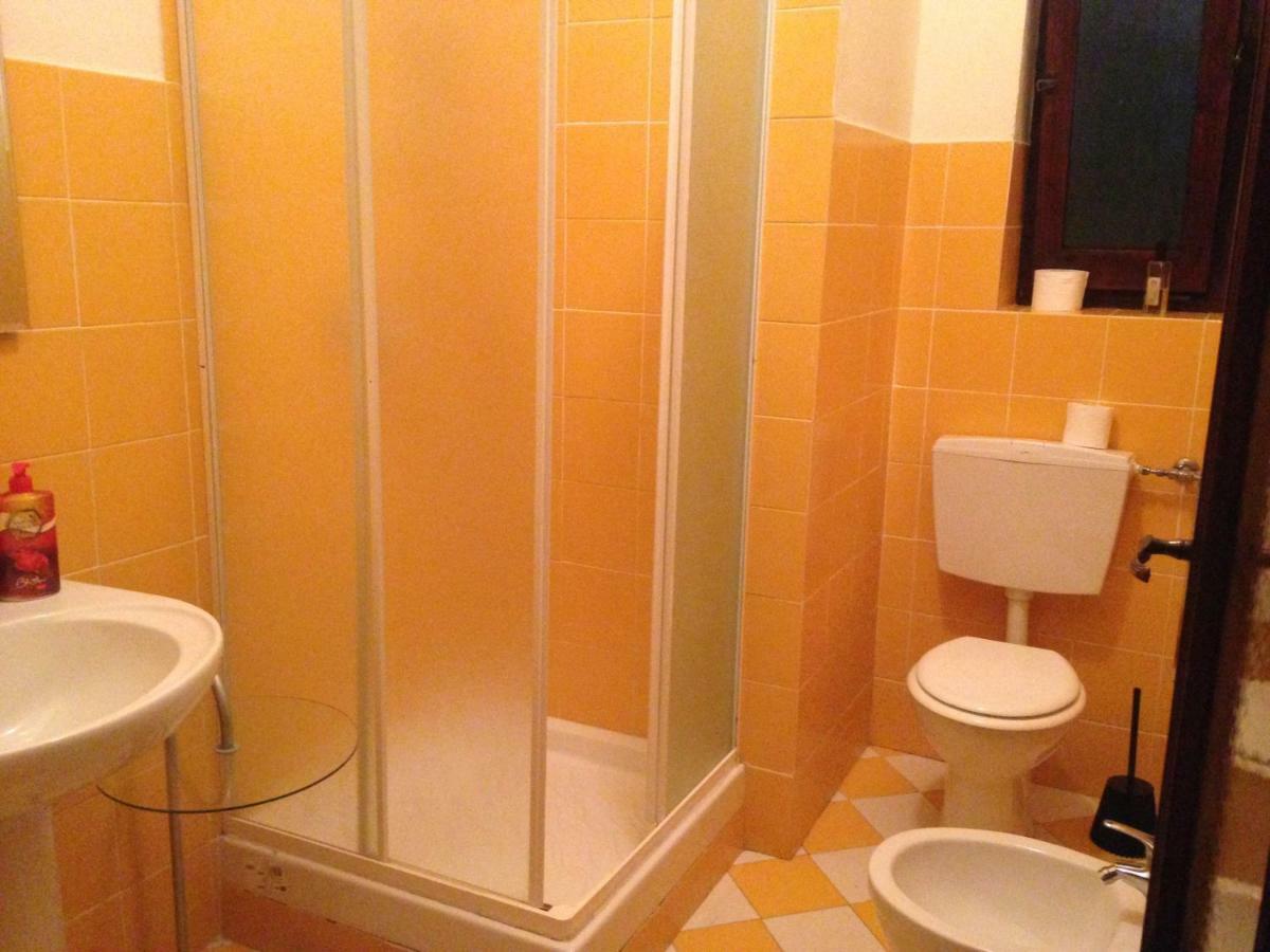ריקו דל גולפו די ספאציה Villa Mara מראה חיצוני תמונה