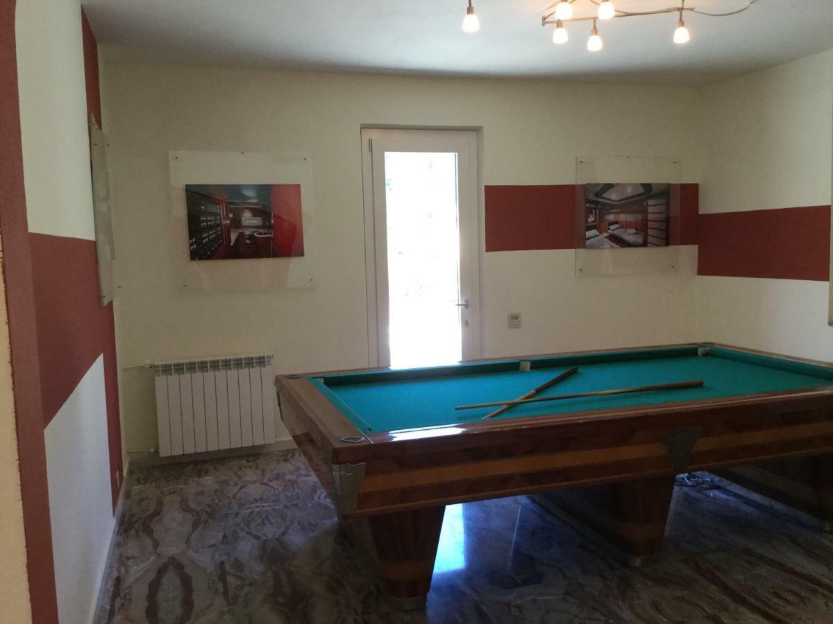 ריקו דל גולפו די ספאציה Villa Mara מראה חיצוני תמונה